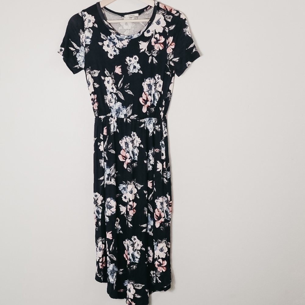 NWOT Anthropologie Twenty Ten Floral Navy Dress